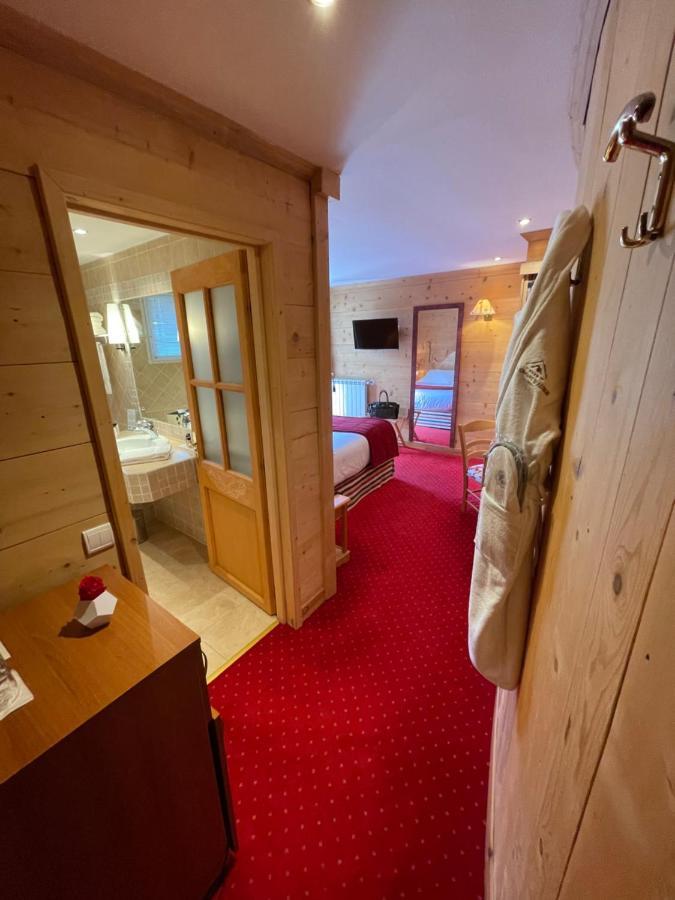 Hotel Le Chalet D'Auron Restaurant Et Spa Bagian luar foto