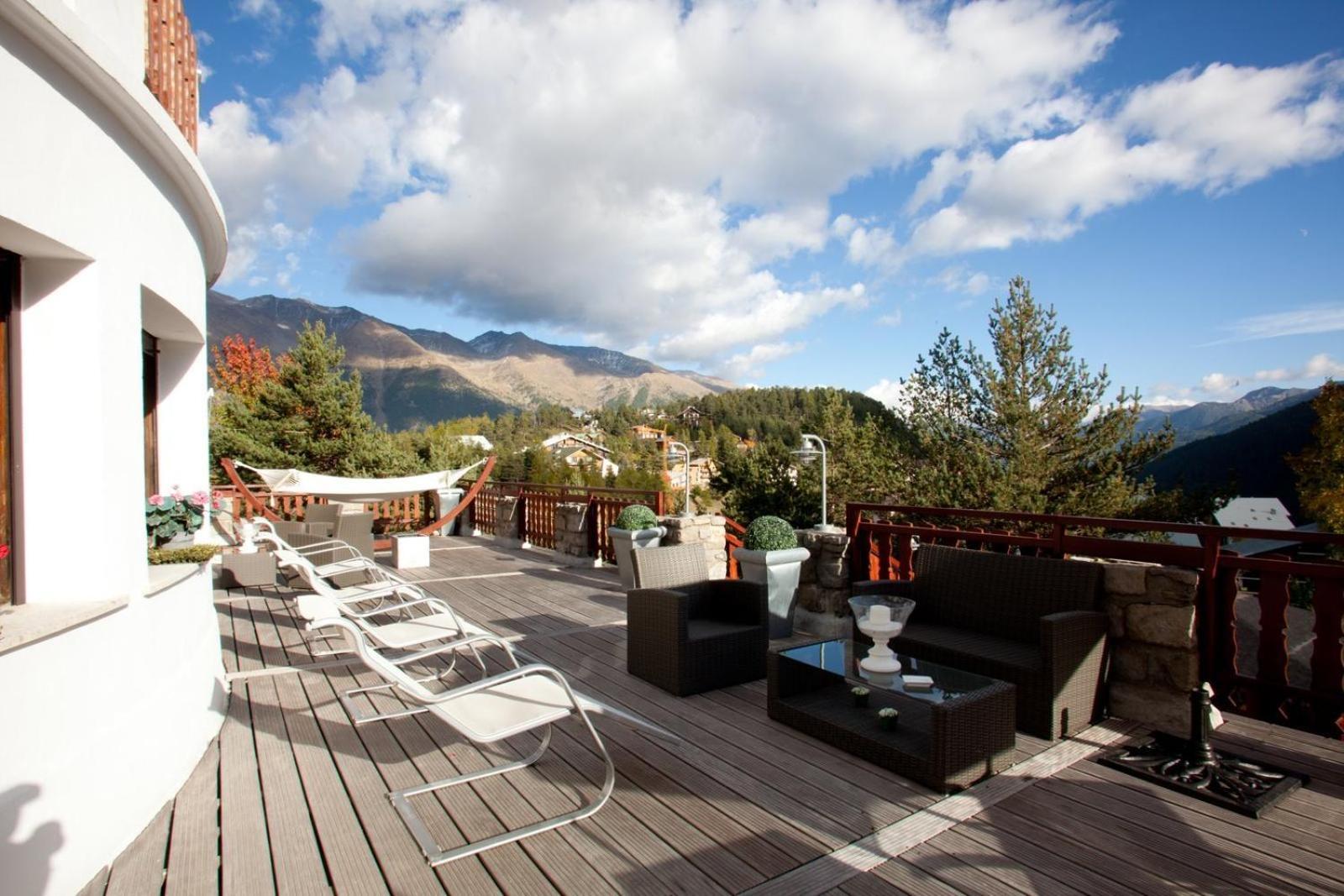 Hotel Le Chalet D'Auron Restaurant Et Spa Bagian luar foto