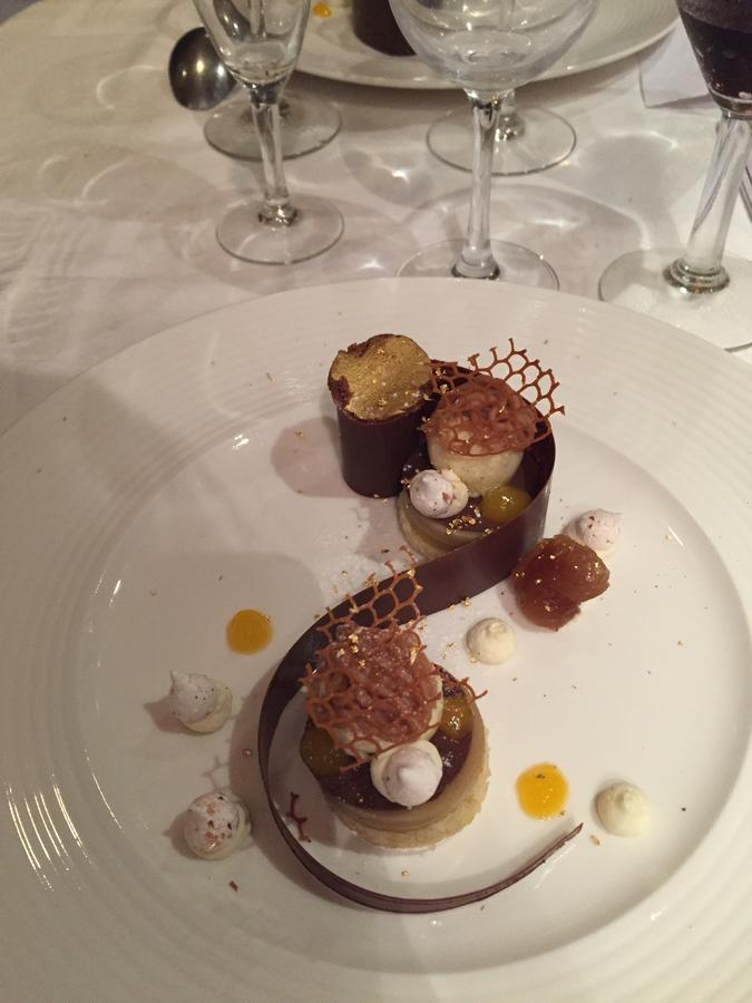 Hotel Le Chalet D'Auron Restaurant Et Spa Bagian luar foto